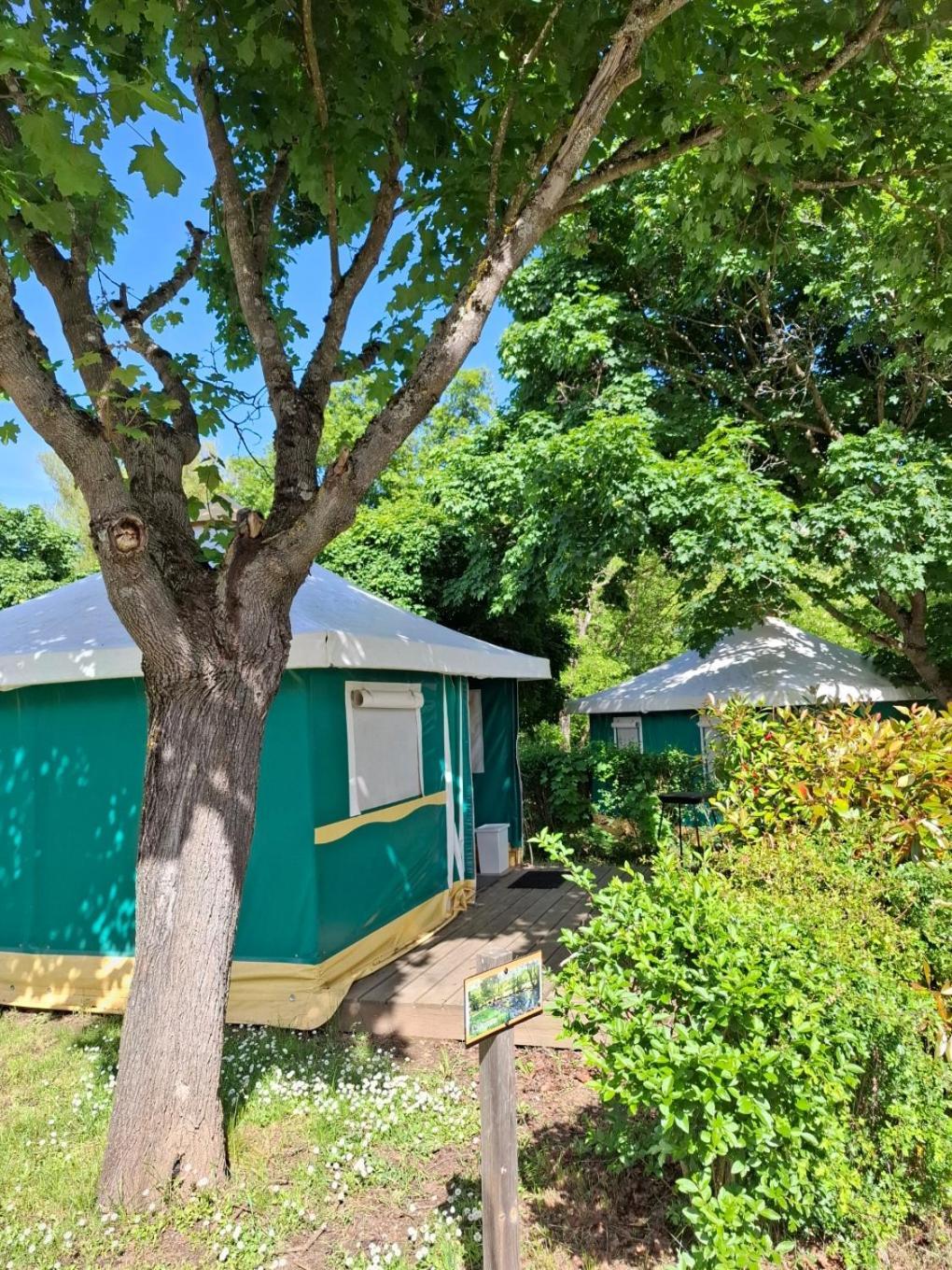 Camping Le Pont D'Allagnon Lempdes sur Allagnon Exteriér fotografie