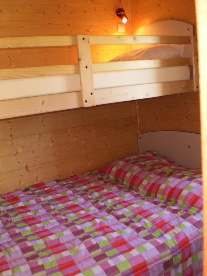 Camping Le Pont D'Allagnon Lempdes sur Allagnon Exteriér fotografie